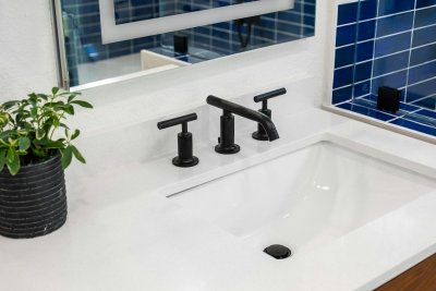 Je badkamer mag na jaren beige weer kleur laten zien